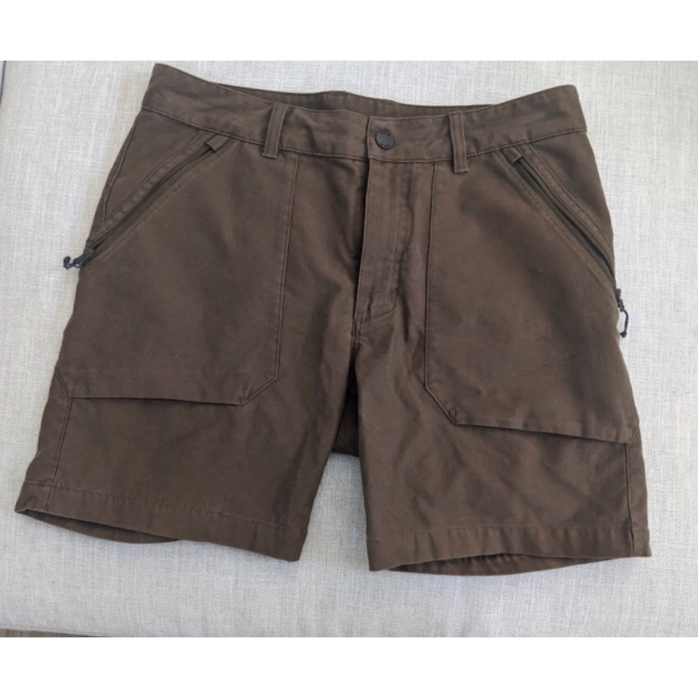 Men’s Mountain Hardwear Shorts